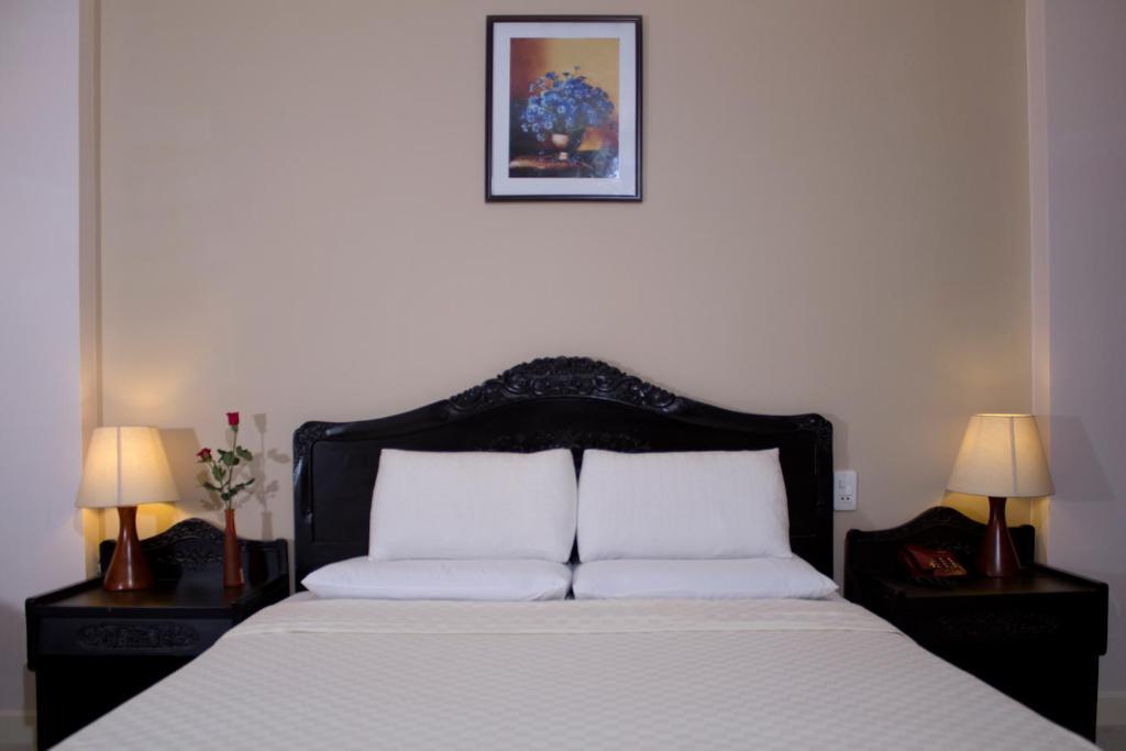 Royal Dragon Boutique Hotel Tan Binh Ho Chi Minh City Room photo